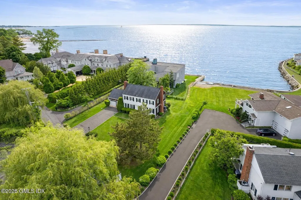 14 Shorehame Club Road Old Greenwich CT 06870
