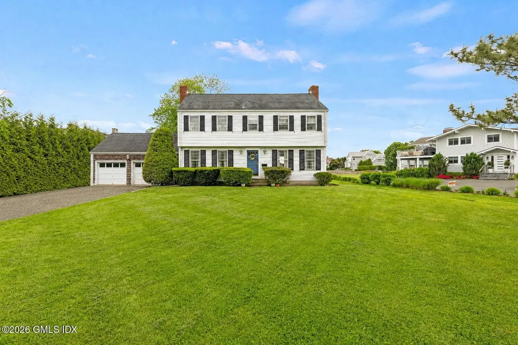 14 Shorehame Club Road Old Greenwich CT 06870