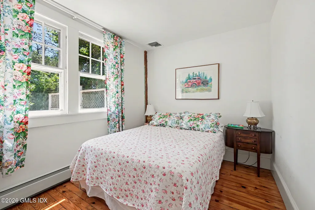 14A W End Avenue Old Greenwich CT 06870