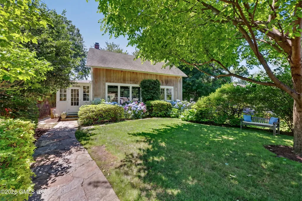 14A W End Avenue Old Greenwich CT 06870