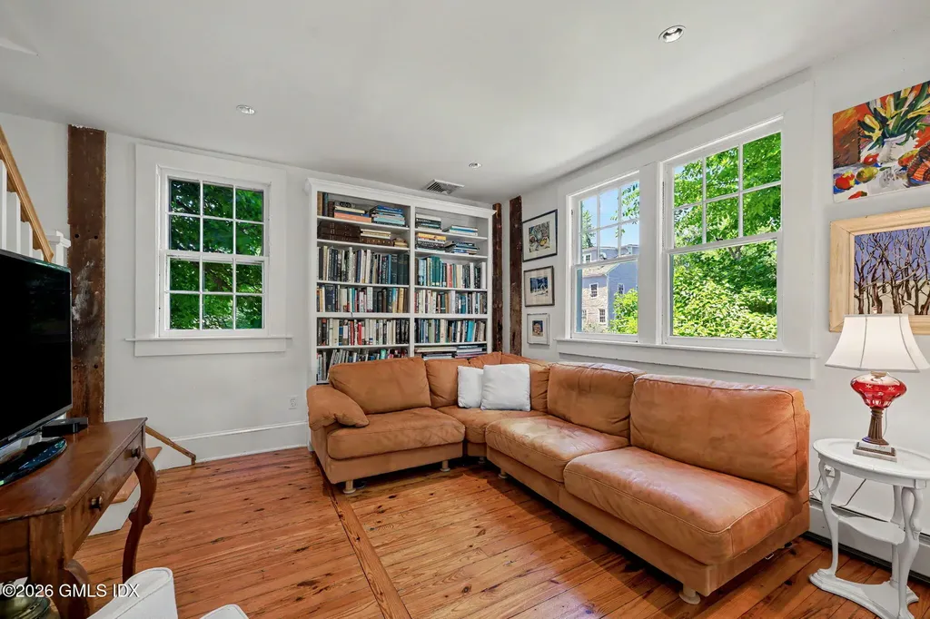 14A W End Avenue Old Greenwich CT 06870
