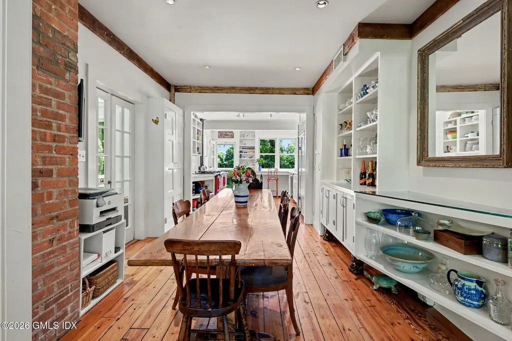 14A W End Avenue Old Greenwich CT 06870