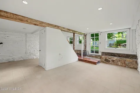 14A W End Avenue Old Greenwich CT 06870