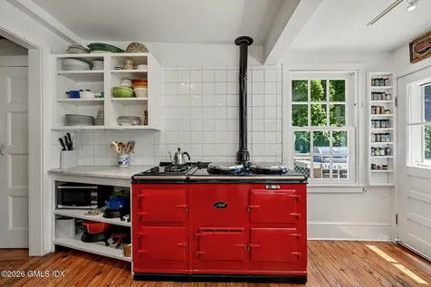 14A W End Avenue Old Greenwich CT 06870