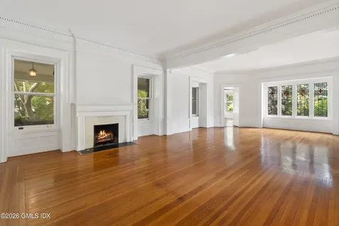 432 Field Point Road Greenwich CT 06830