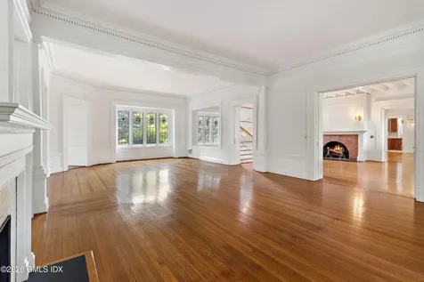 432 Field Point Road Greenwich CT 06830