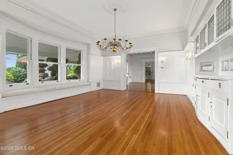 432 Field Point Road Greenwich CT 06830