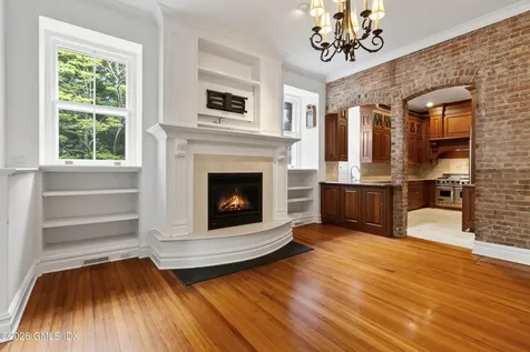 432 Field Point Road Greenwich CT 06830