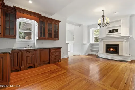 432 Field Point Road Greenwich CT 06830