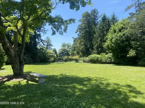 432 Field Point Road Greenwich CT 06830