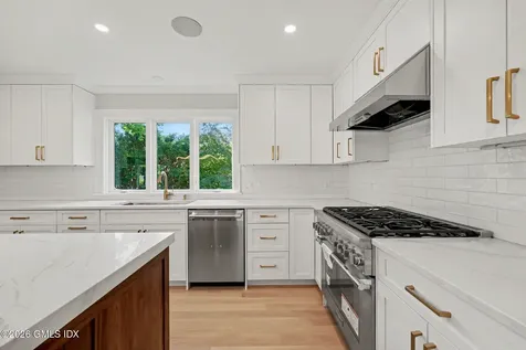 2 Watchtower Lane Old Greenwich CT 06870