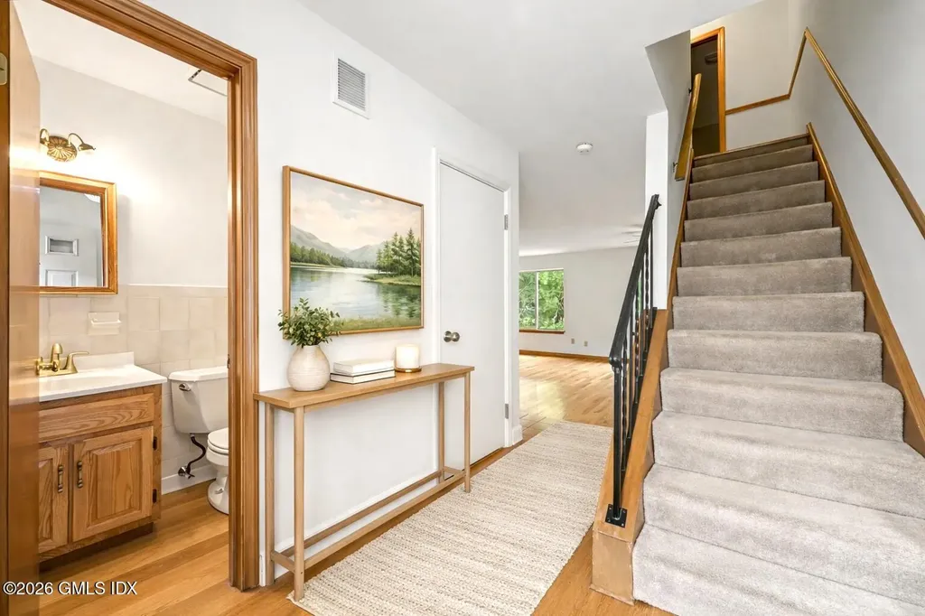 83 Columbus Place Stamford CT 06907