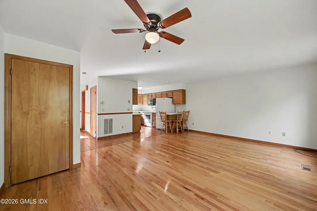 83 Columbus Place Stamford CT 06907