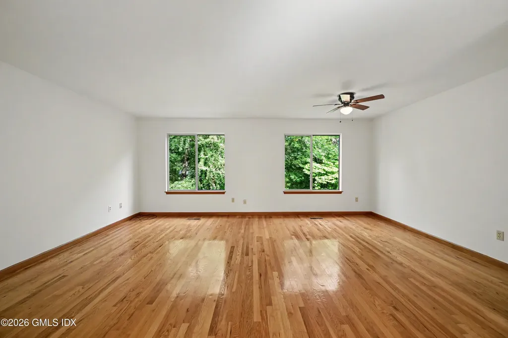 83 Columbus Place Stamford CT 06907