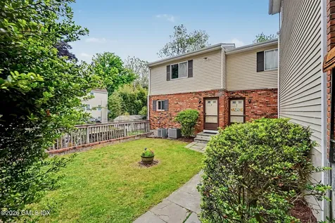 83 Columbus Place Stamford CT 06907