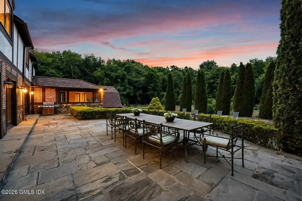 991 Lake Avenue Greenwich CT 06831