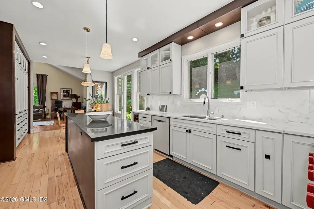39 Glenville Street Greenwich CT 06831