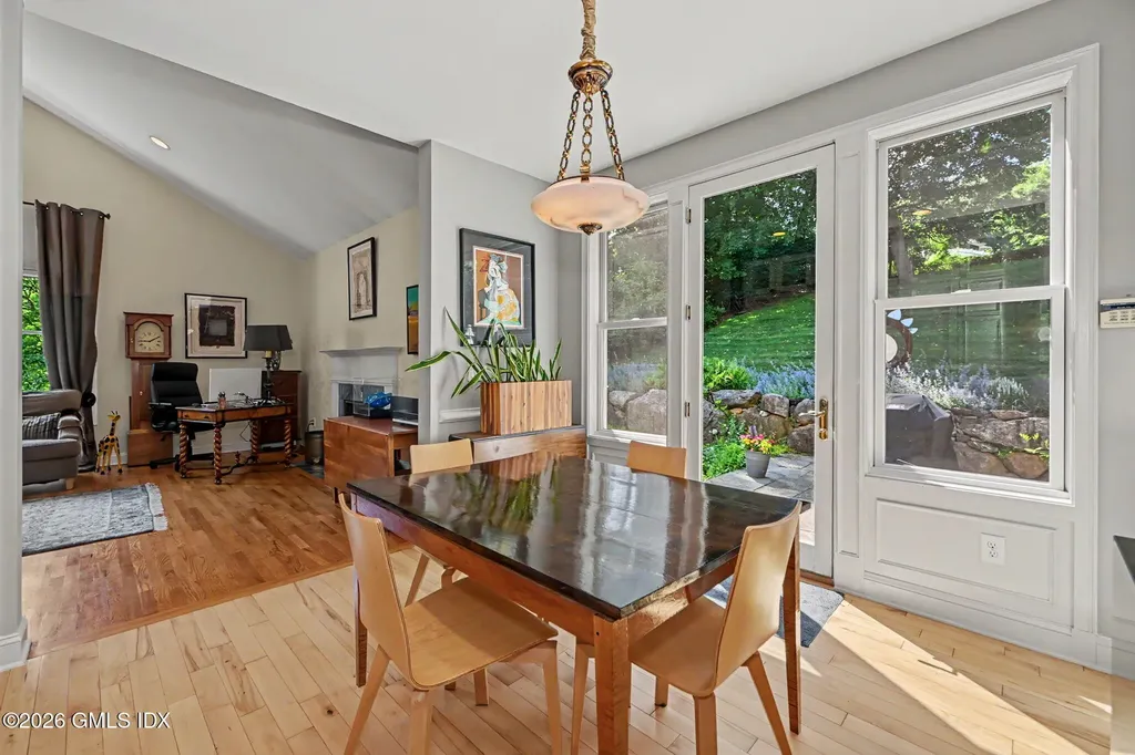 39 Glenville Street Greenwich CT 06831