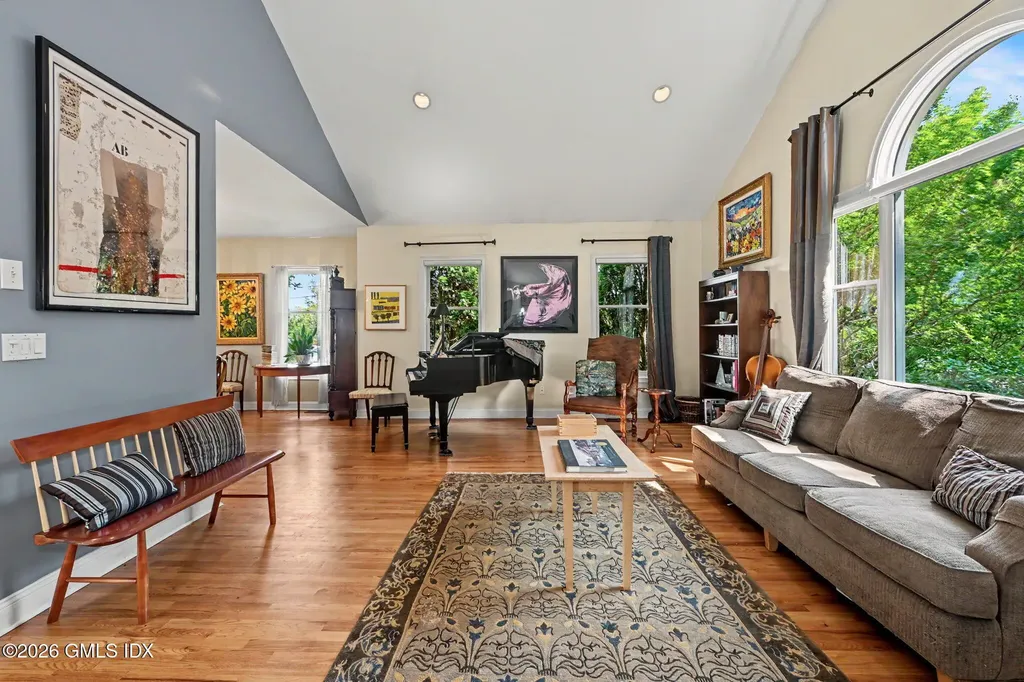 39 Glenville Street Greenwich CT 06831