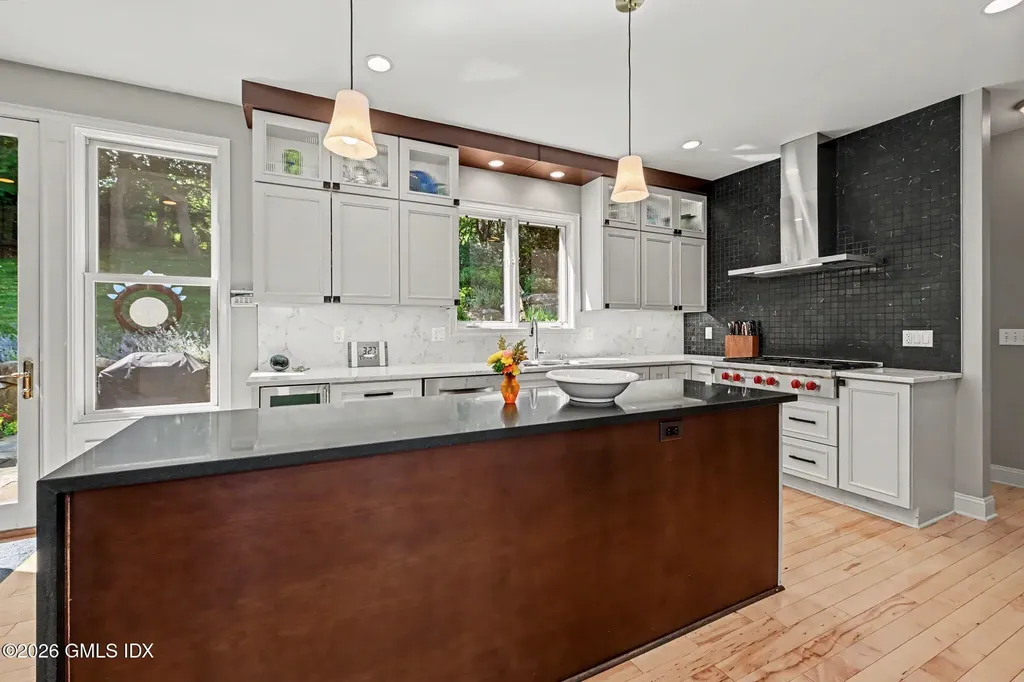 39 Glenville Street Greenwich CT 06831