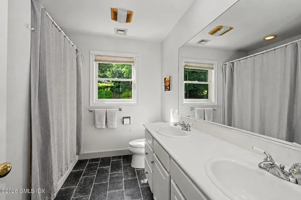 39 Glenville Street Greenwich CT 06831