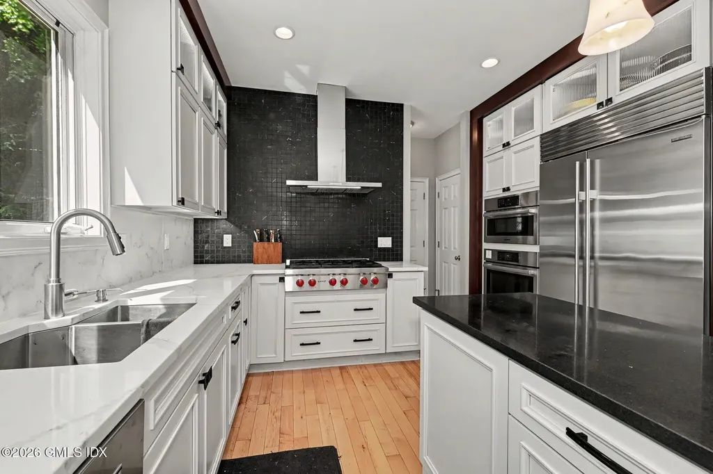 39 Glenville Street Greenwich CT 06831