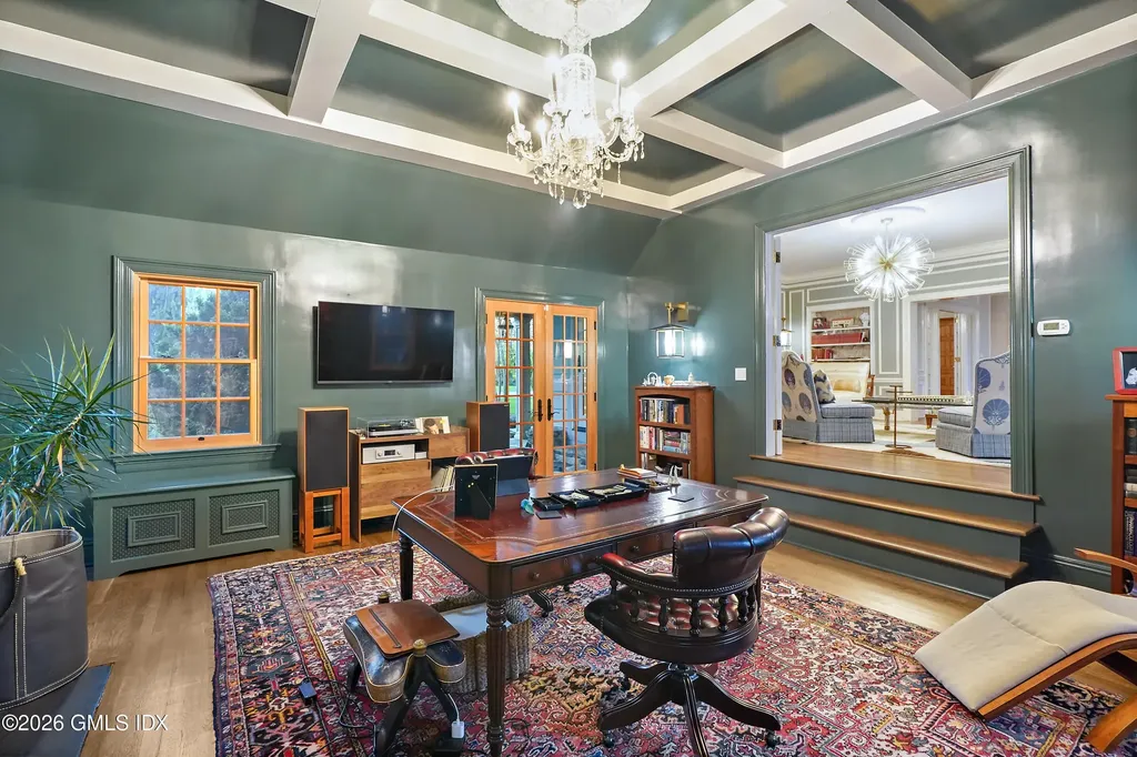 736 Lake Avenue Greenwich CT 06830