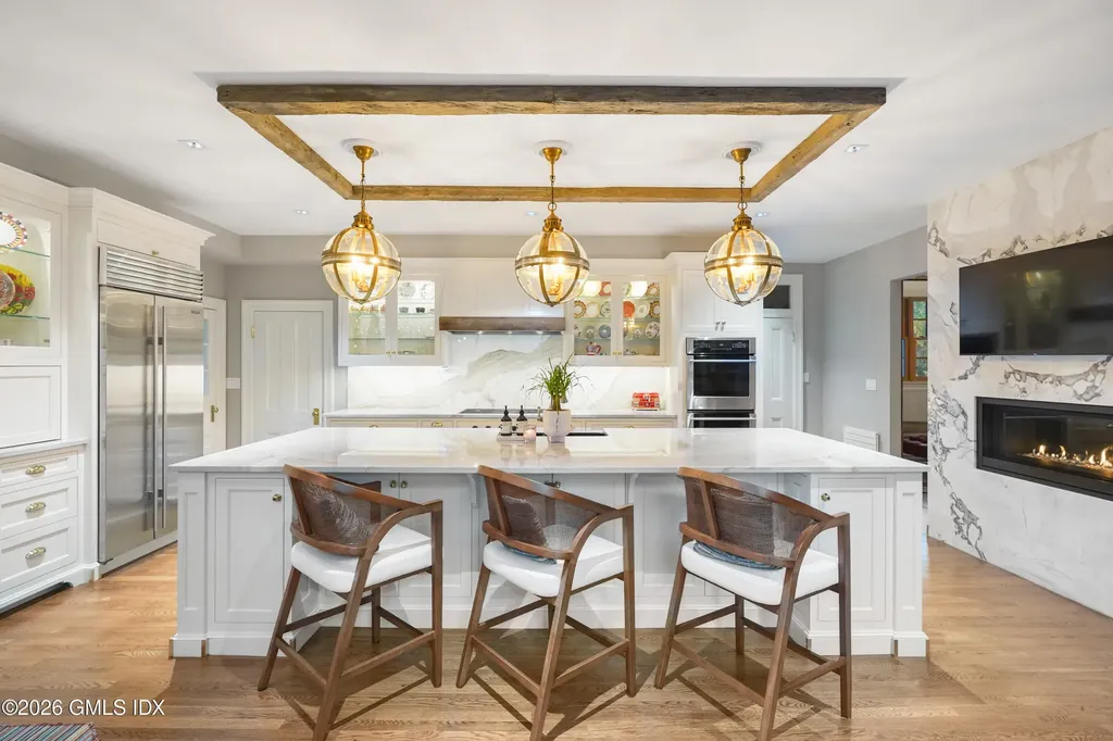 736 Lake Avenue Greenwich CT 06830