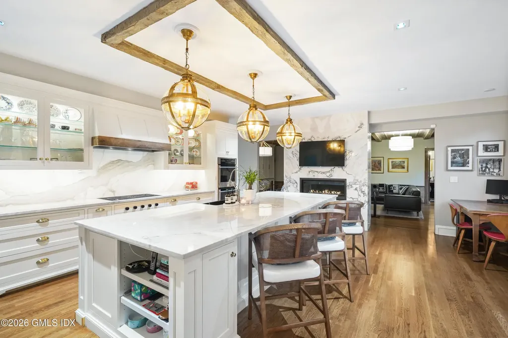 736 Lake Avenue Greenwich CT 06830