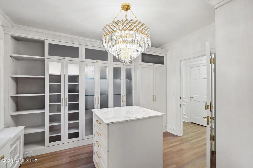 736 Lake Avenue Greenwich CT 06830