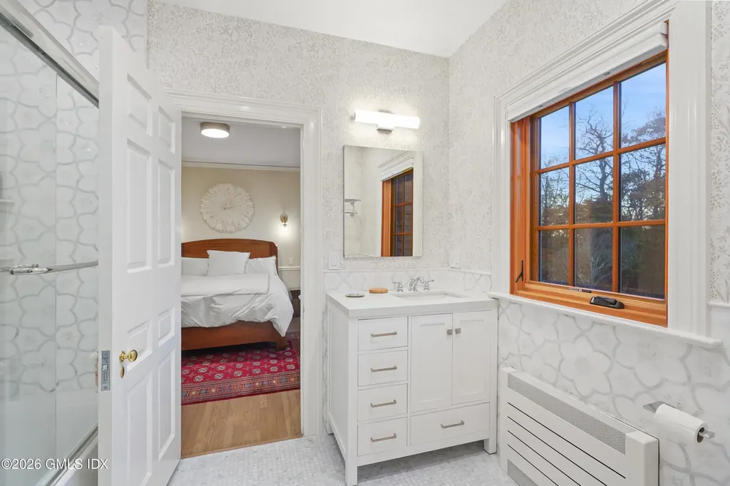 736 Lake Avenue Greenwich CT 06830