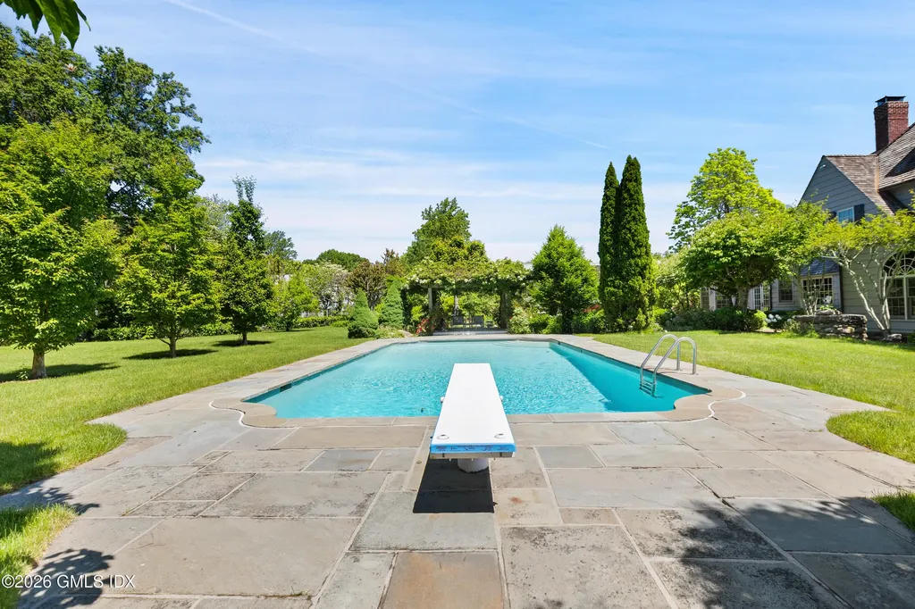 736 Lake Avenue Greenwich CT 06830