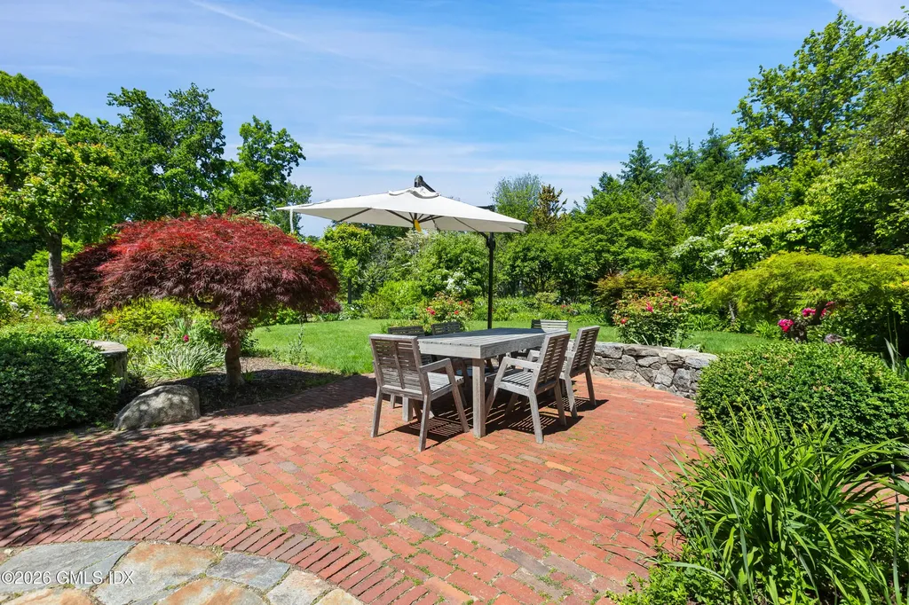 736 Lake Avenue Greenwich CT 06830