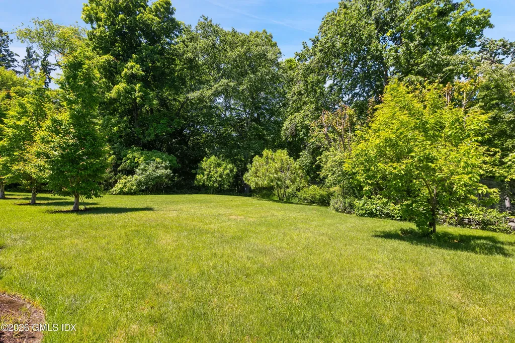 736 Lake Avenue Greenwich CT 06830