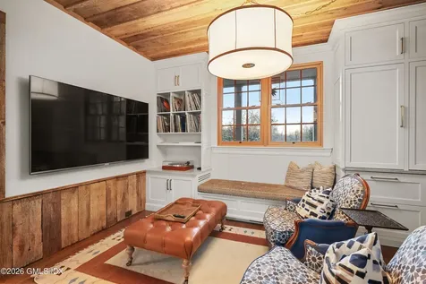 736 Lake Avenue Greenwich CT 06830