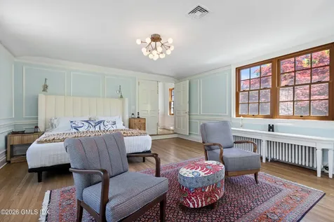 736 Lake Avenue Greenwich CT 06830