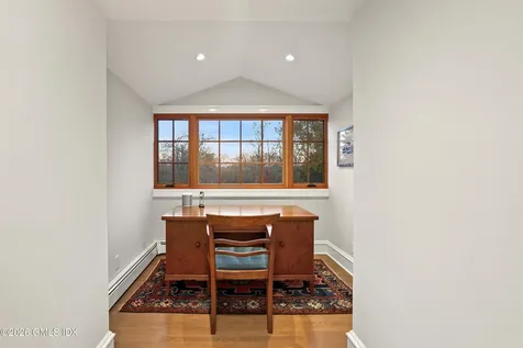 736 Lake Avenue Greenwich CT 06830