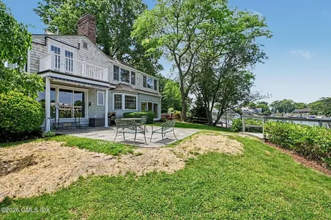 7 Joshua Slocum Dock Stamford CT 06902