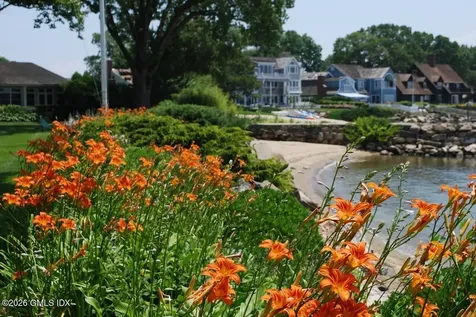 7 Joshua Slocum Dock Stamford CT 06902