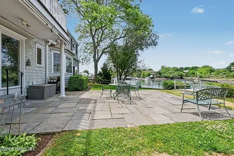 7 Joshua Slocum Dock Stamford CT 06902