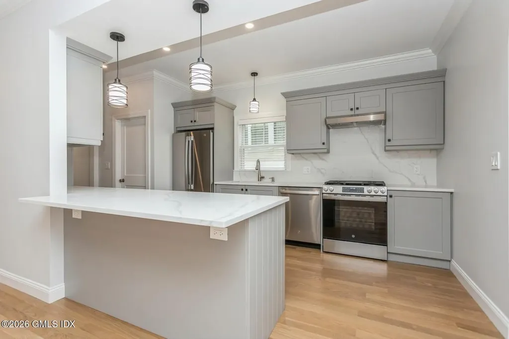 347 Delavan Avenue Greenwich CT 06830