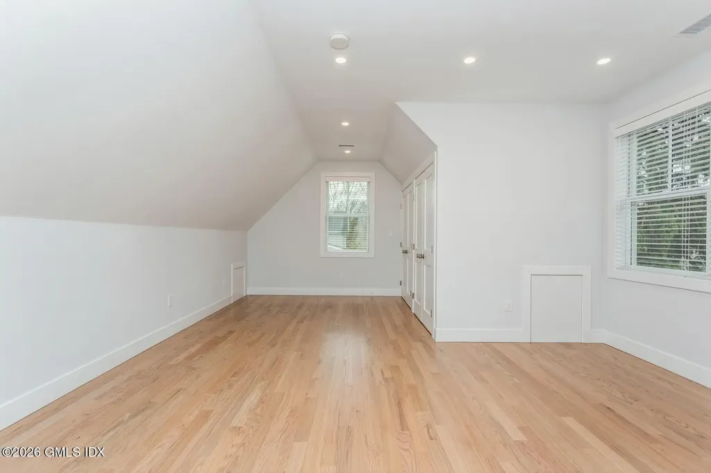 347 Delavan Avenue Greenwich CT 06830