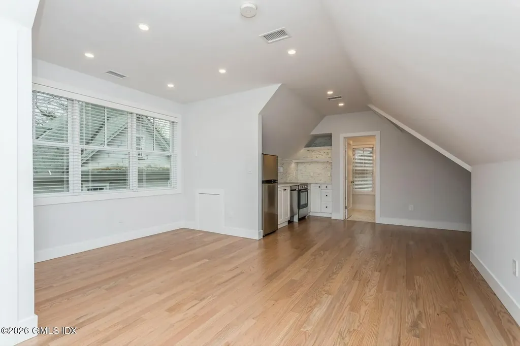 347 Delavan Avenue Greenwich CT 06830