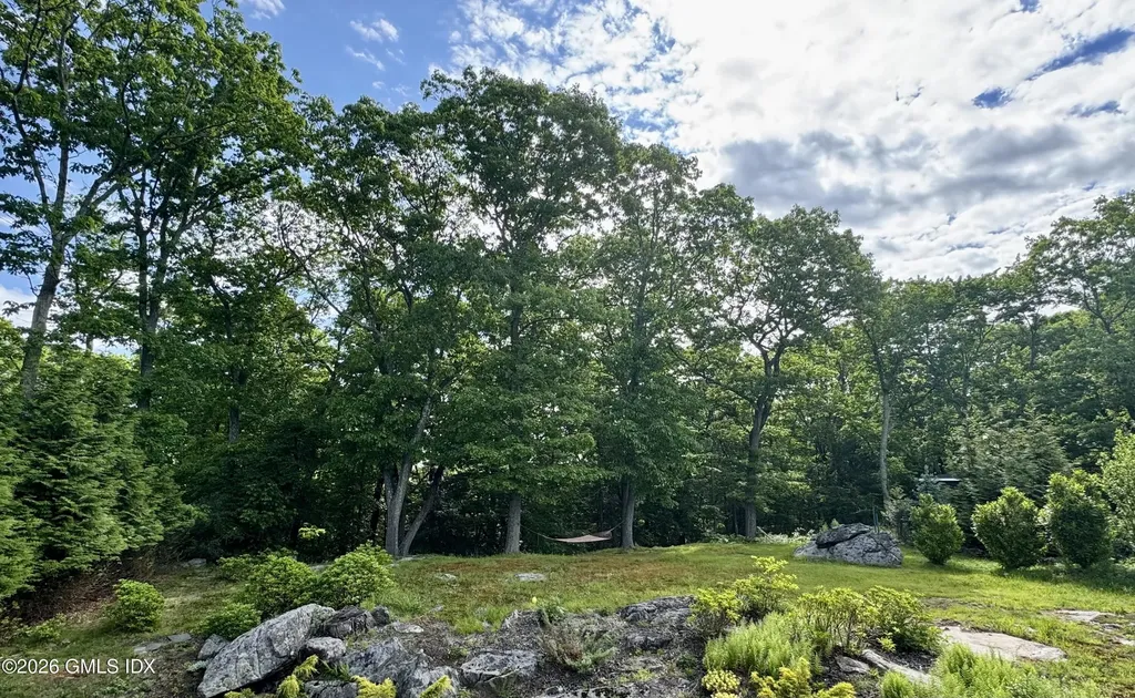 93 Carol Street Danbury CT 06810
