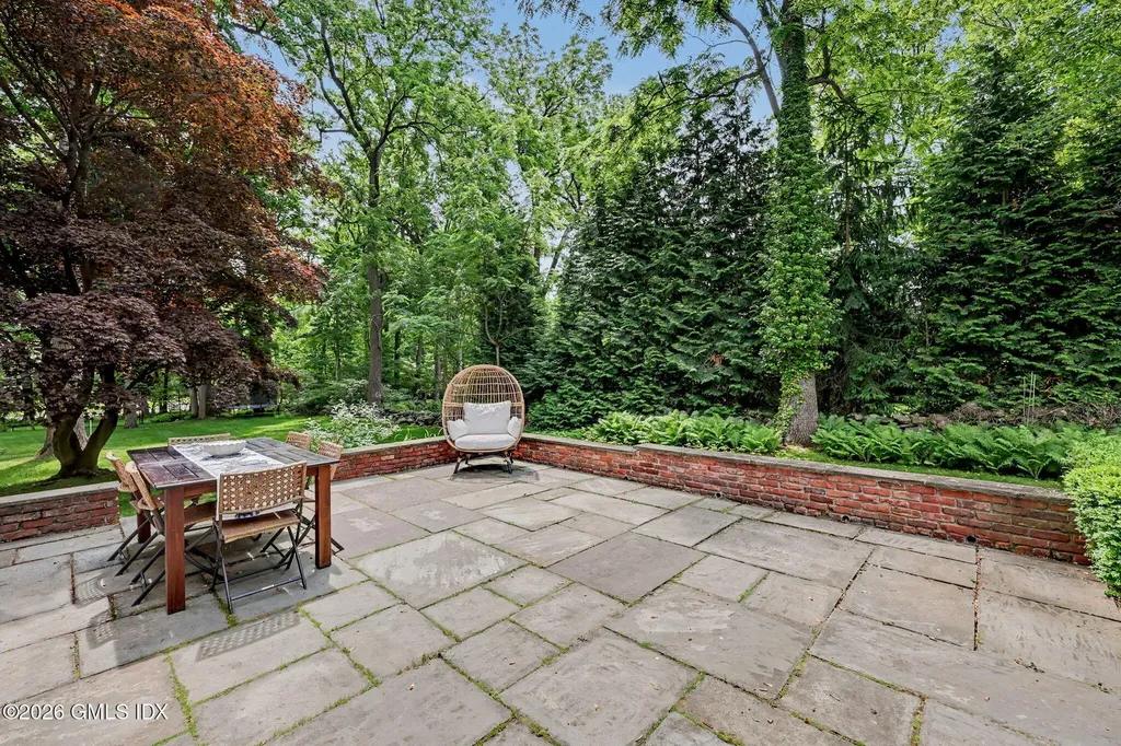 32 Welwyn Road Riverside CT 06878