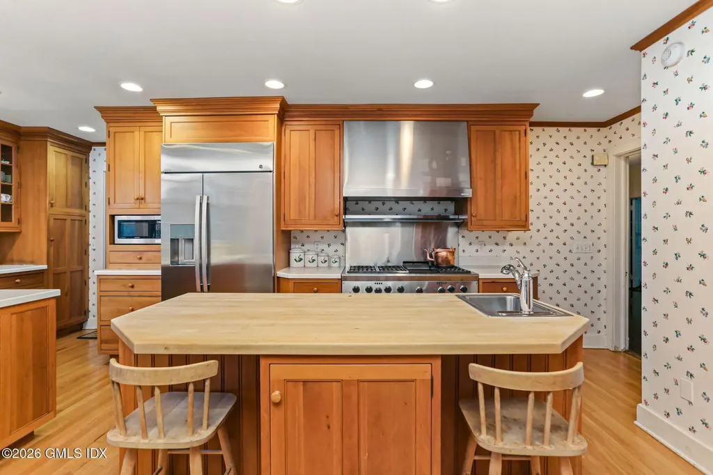 42 Bruce Park Drive Greenwich CT 06830