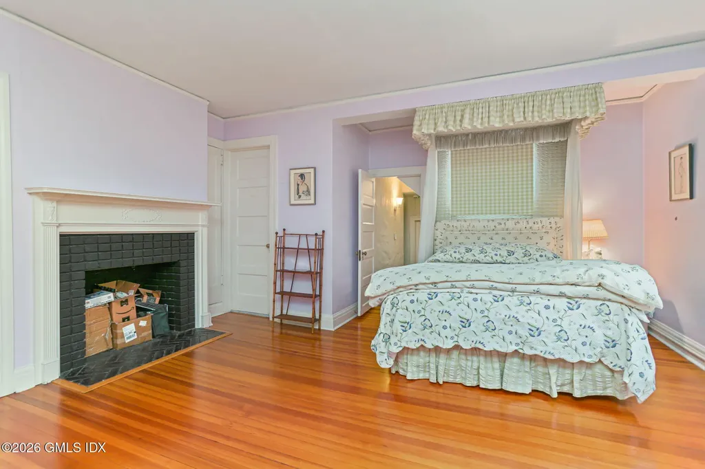 42 Bruce Park Drive Greenwich CT 06830