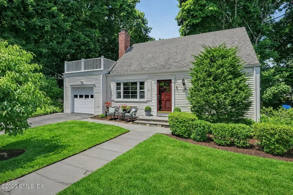 8 Ernel Drive Riverside CT 06878