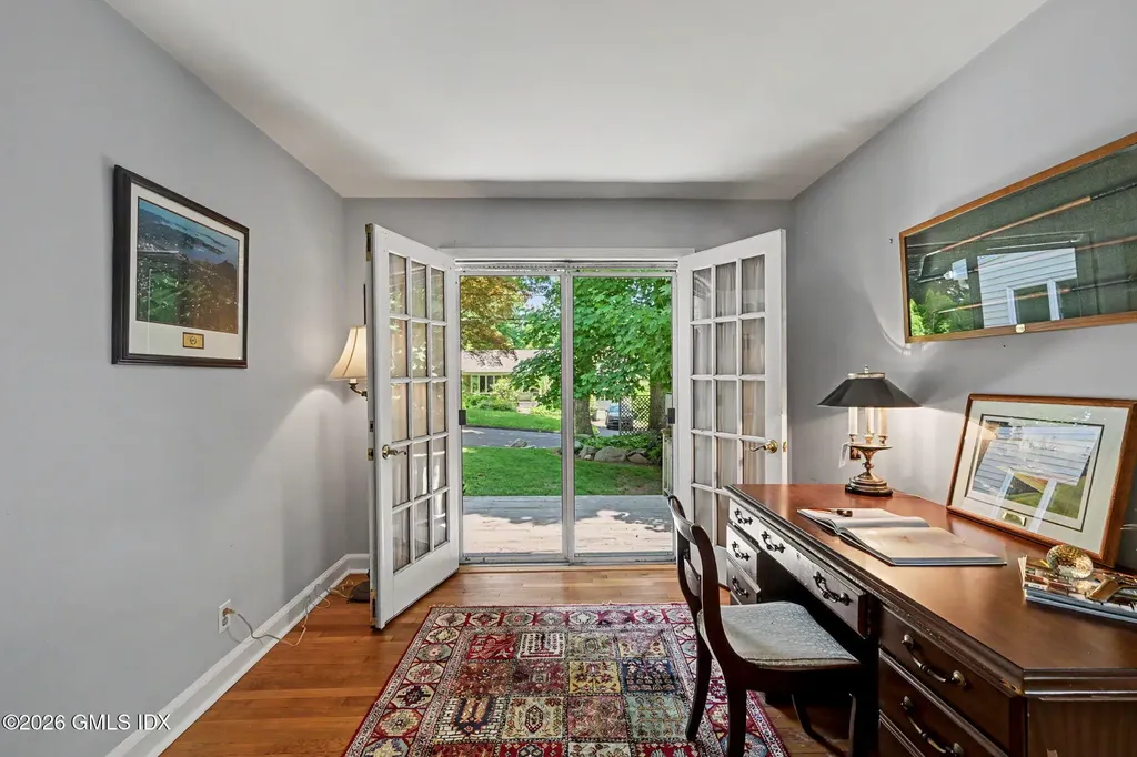8 Ernel Drive Riverside CT 06878