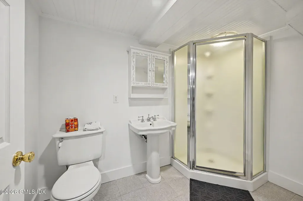 8 Ernel Drive Riverside CT 06878